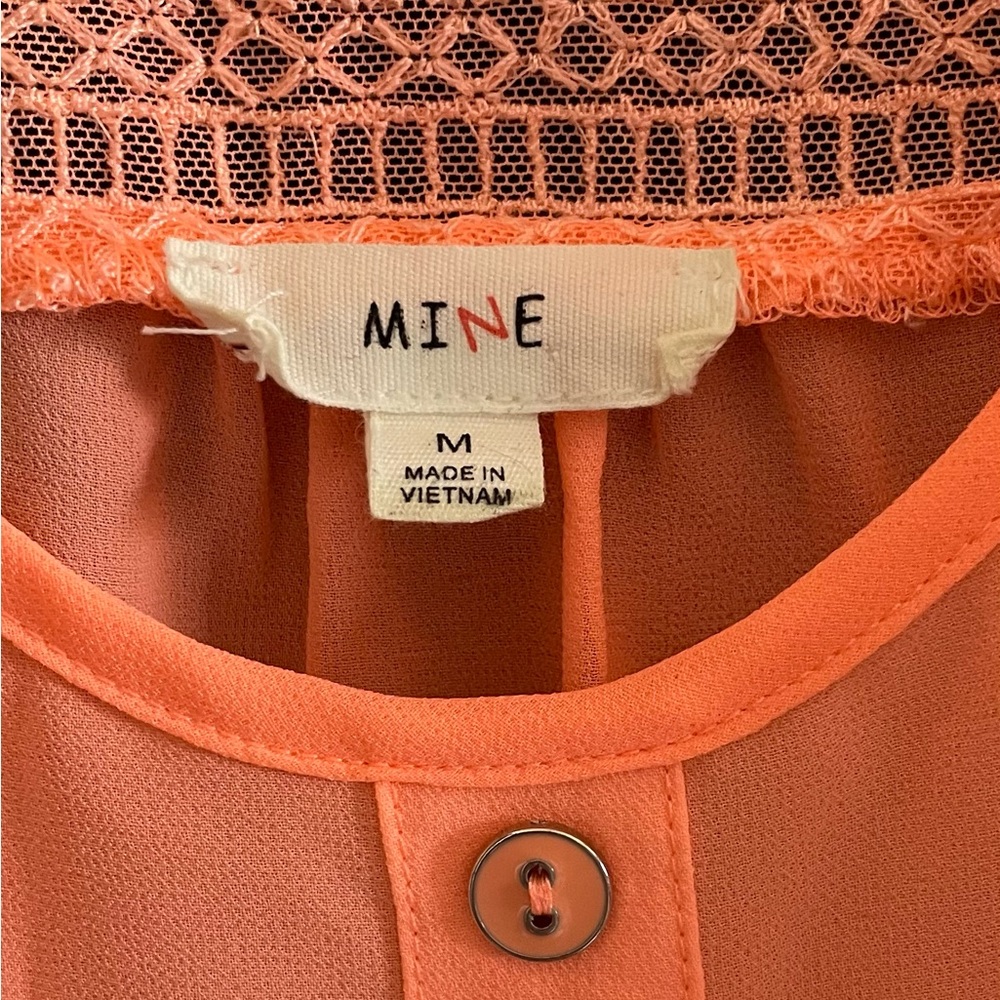 mine Coral Lace Yoke Sleeveless Camisole - Picture 3 of 3